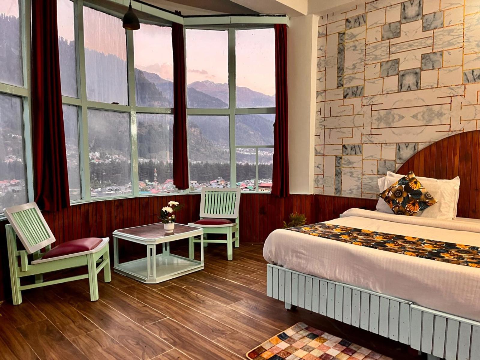 Hadimba Hill View By Hadimba Palace, Manali - Premium Room ! Family Hotel ! Parking ! Near Hadimba Temple Ngoại thất bức ảnh